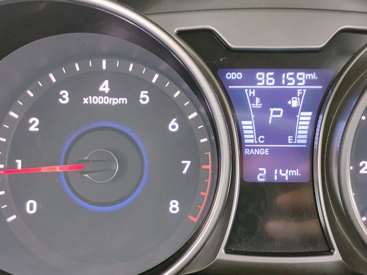 Hyundai Veloster 3dr Cpe Auto w/Black Int 2014