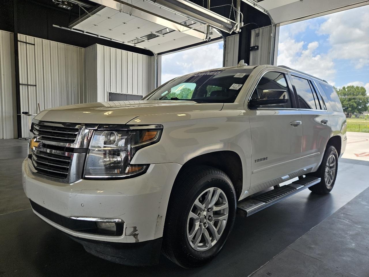 Chevrolet Tahoe 4WD 4dr Premier 2017
