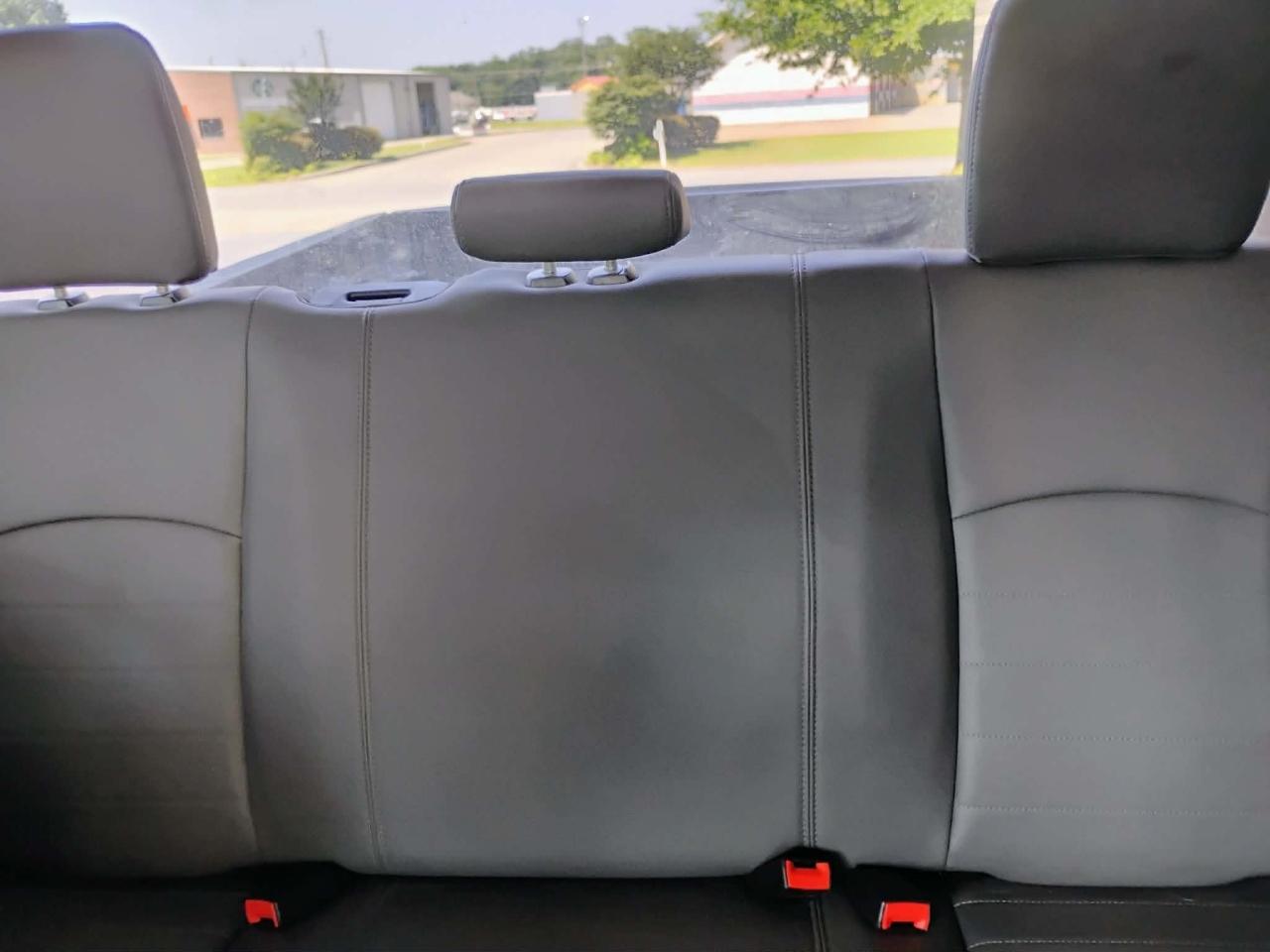 RAM 1500 4WD Crew Cab 140.5" SLT 2018