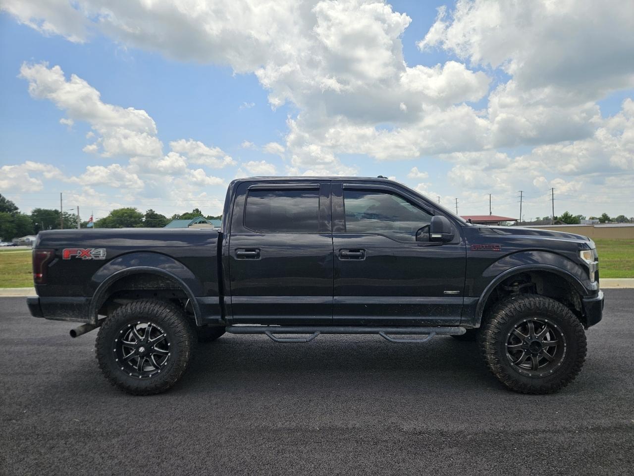 Ford F-150 4WD SuperCrew 139" XLT 2017