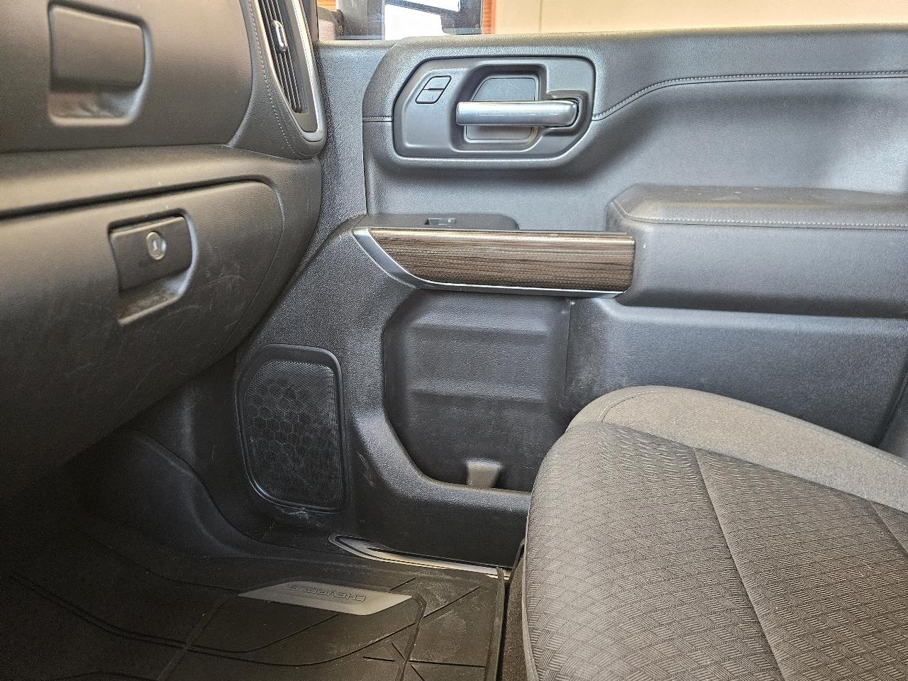 Chevrolet Silverado 2500HD 4WD Crew Cab 159" LT 2021