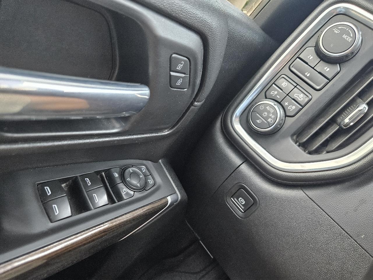 Chevrolet Silverado 2500HD 4WD Crew Cab 159" LT 2021