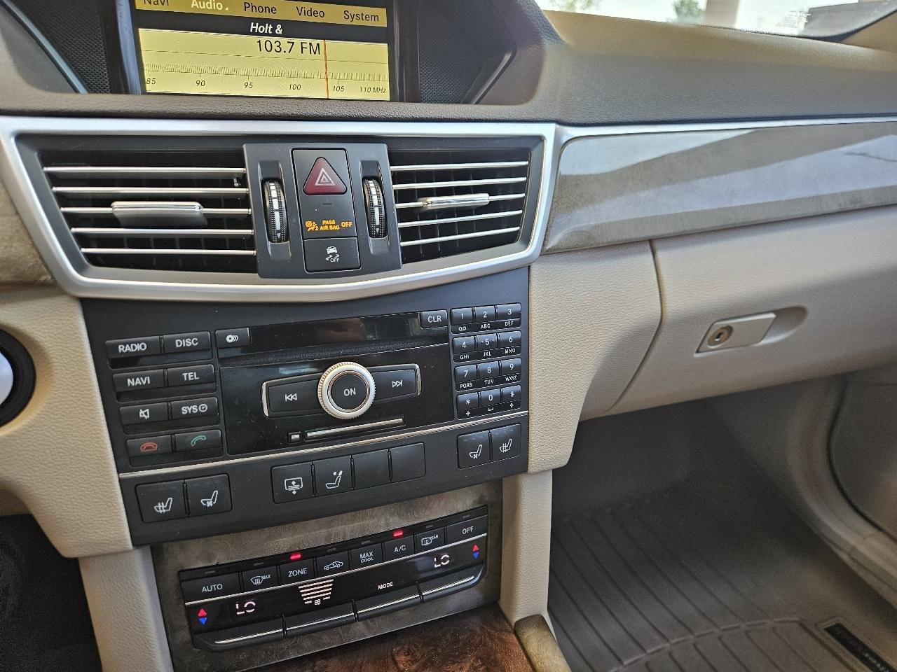 Mercedes-Benz E-Class 4dr Sdn E 550 Sport RWD 2010