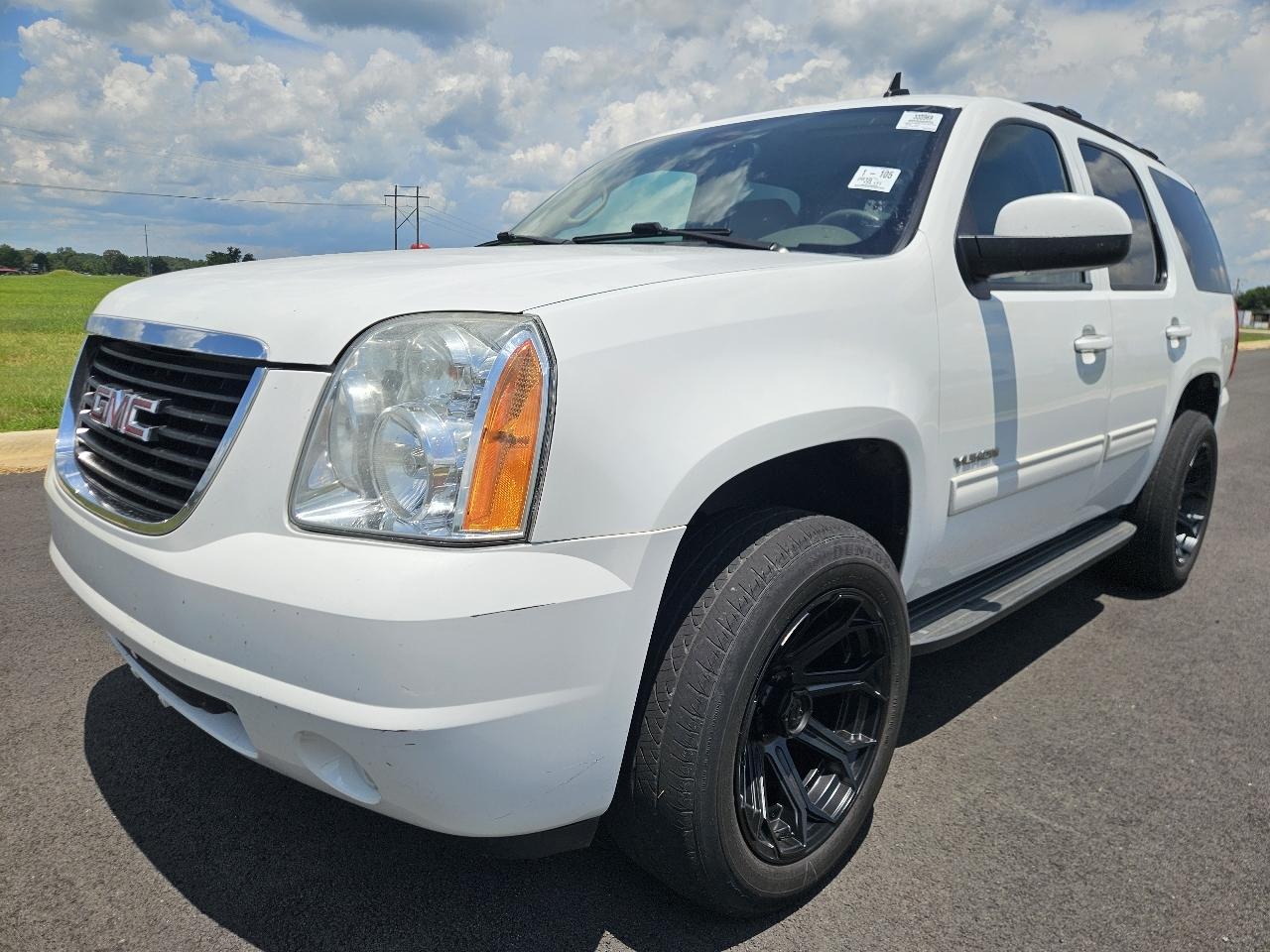 GMC Yukon 2WD 4dr 1500 SLE 2010