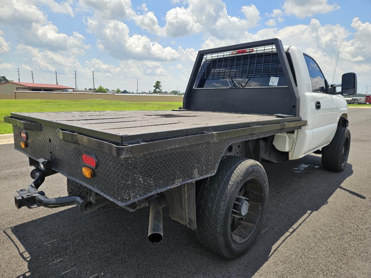 Chevrolet Silverado 2500HD 2WD Crew Cab 153.7" LT 2006