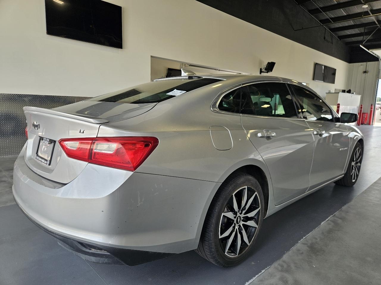 Chevrolet Malibu 4dr Sdn LT w/1LT 2017