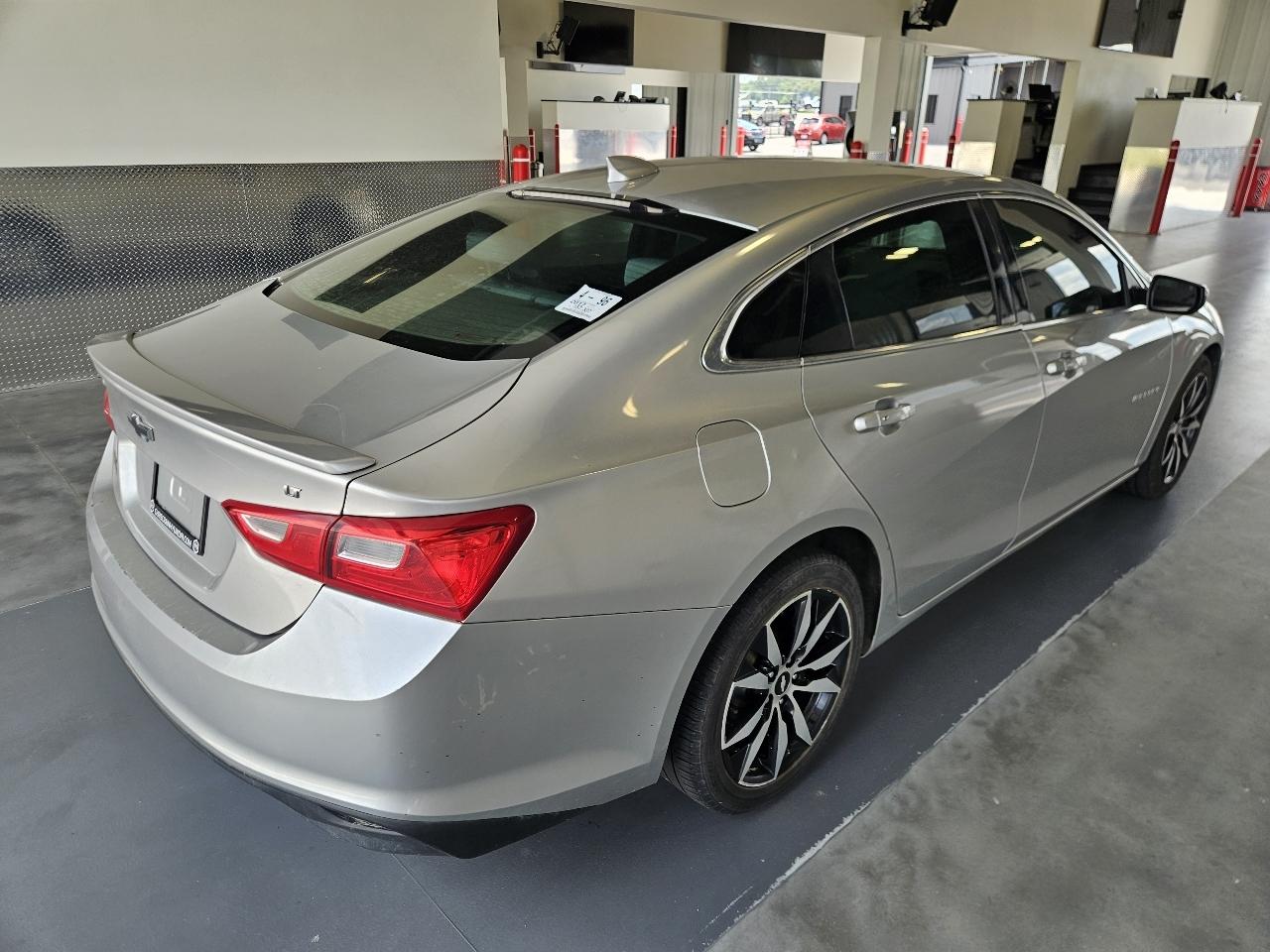 Chevrolet Malibu 4dr Sdn LT w/1LT 2017