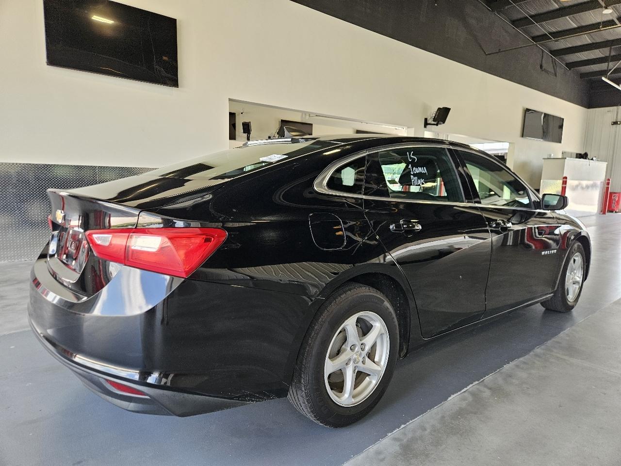 Chevrolet Malibu 4dr Sdn LS w/1LS 2018