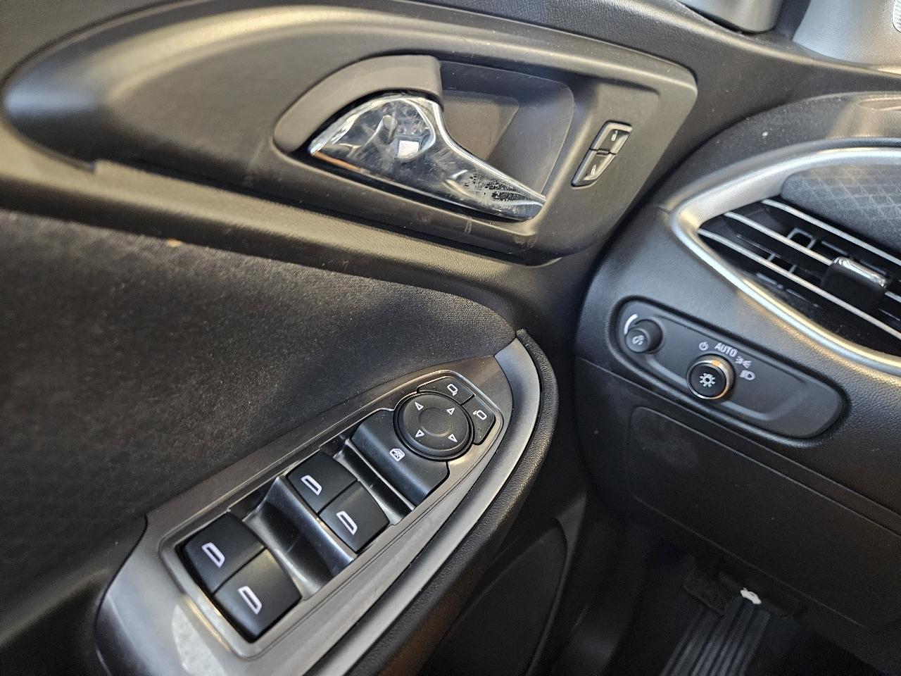 Chevrolet Malibu 4dr Sdn LS w/1LS 2018
