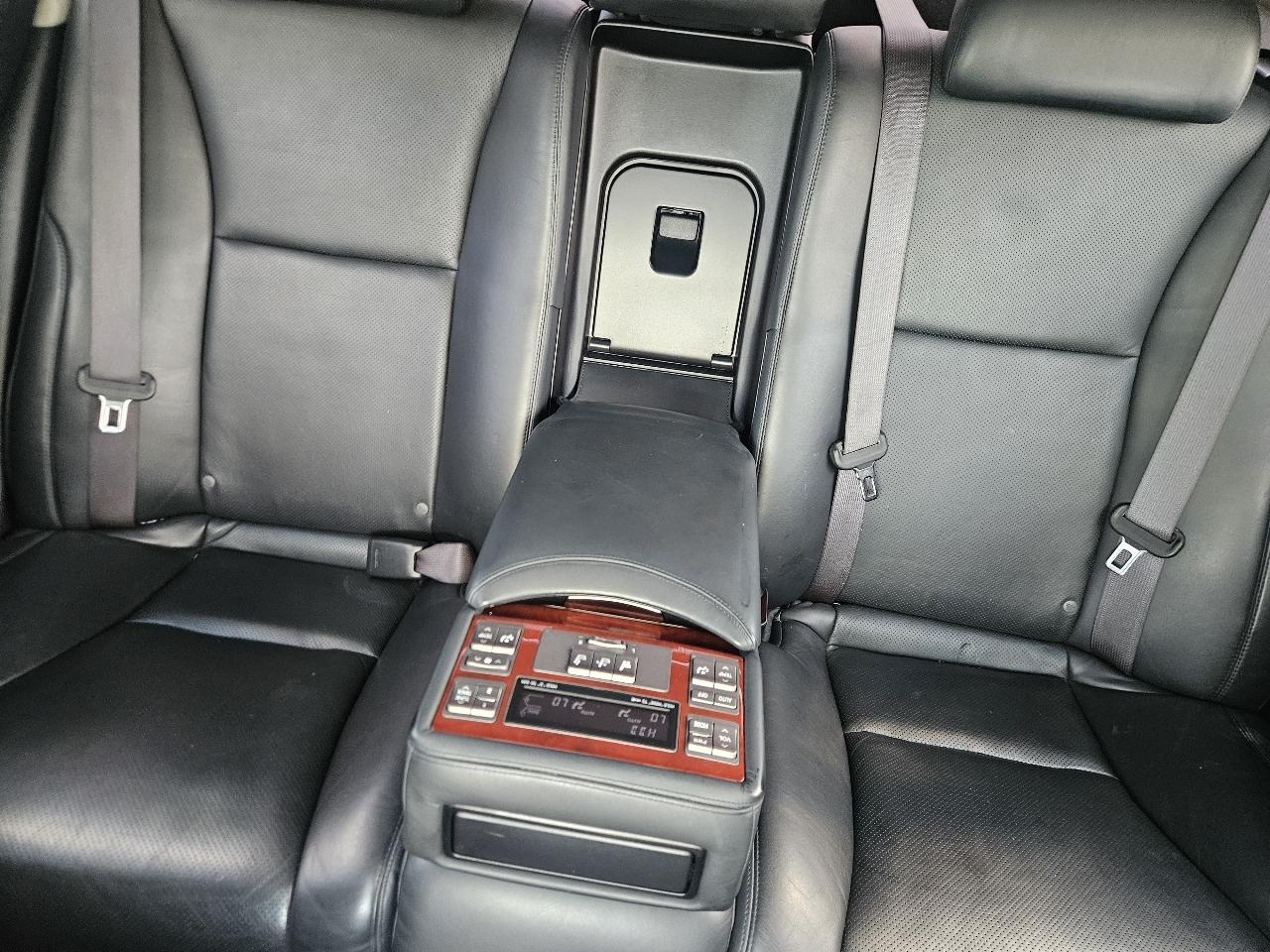 Lexus LS 460 4dr Sdn LWB 2007