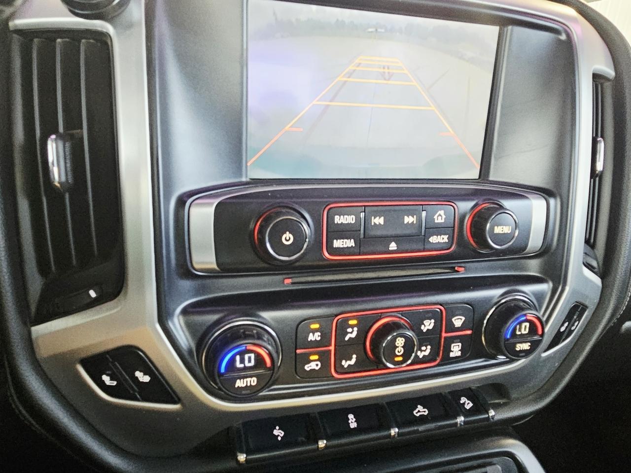 GMC Sierra 1500 4WD Crew Cab 143.5" SLT 2015