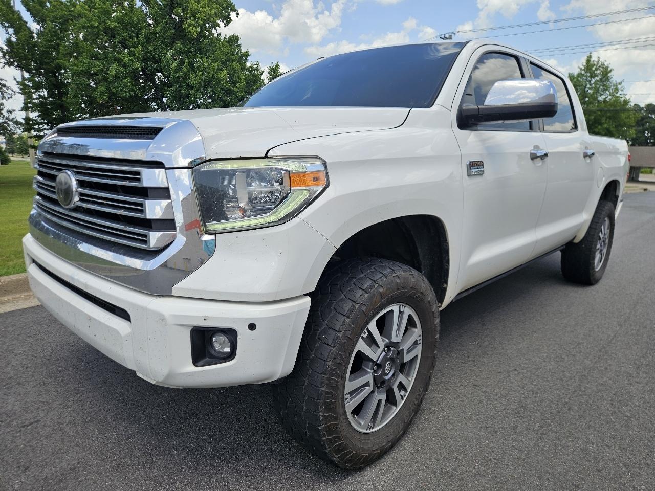 Toyota Tundra 4WD 1794 Edition CrewMax 5.5' Bed 5.7L FFV (Natl) 2018