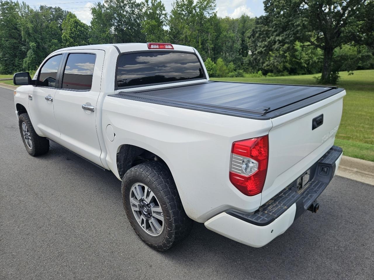 Toyota Tundra 4WD 1794 Edition CrewMax 5.5' Bed 5.7L FFV (Natl) 2018