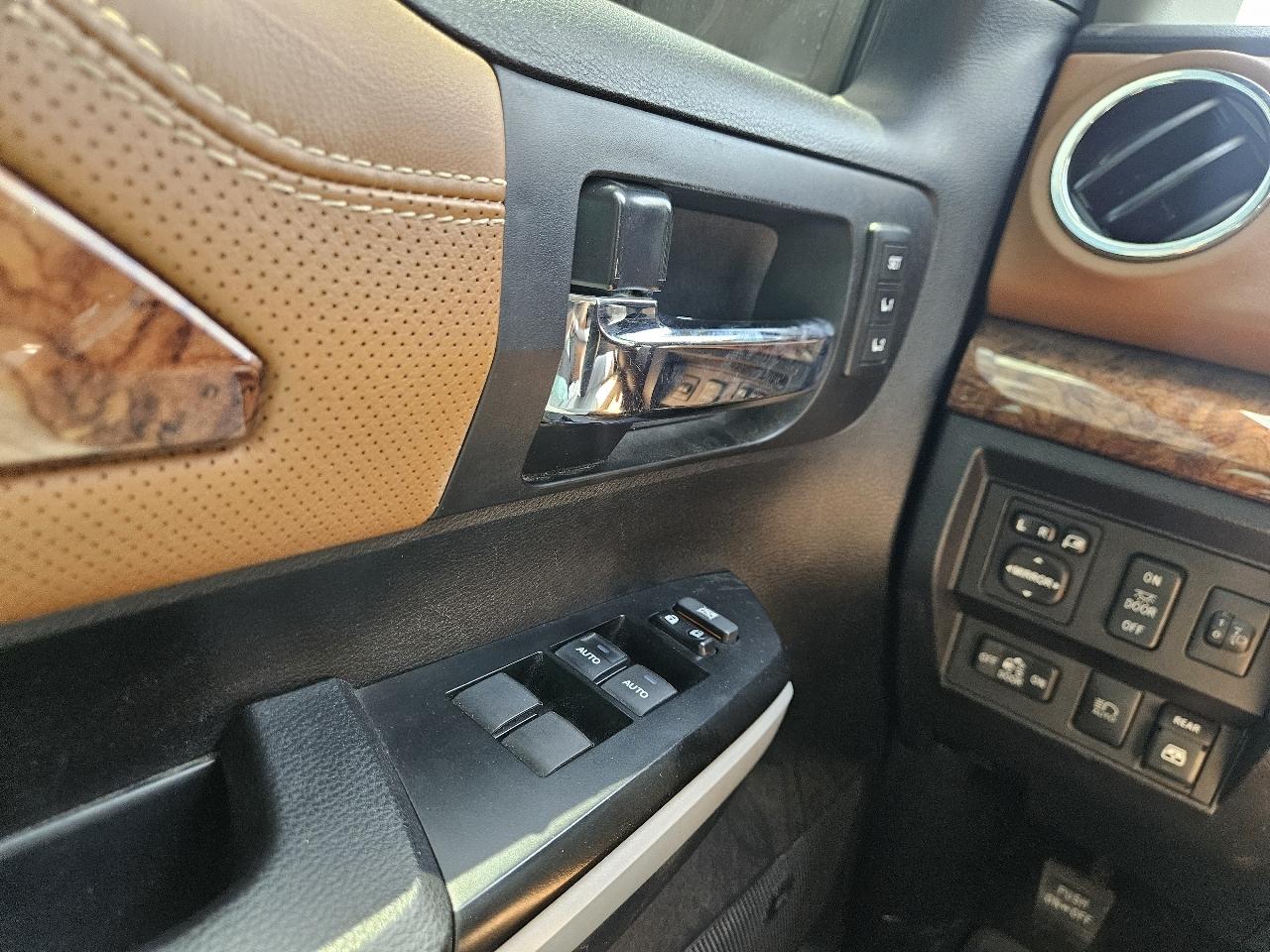 Toyota Tundra 4WD 1794 Edition CrewMax 5.5' Bed 5.7L FFV (Natl) 2018