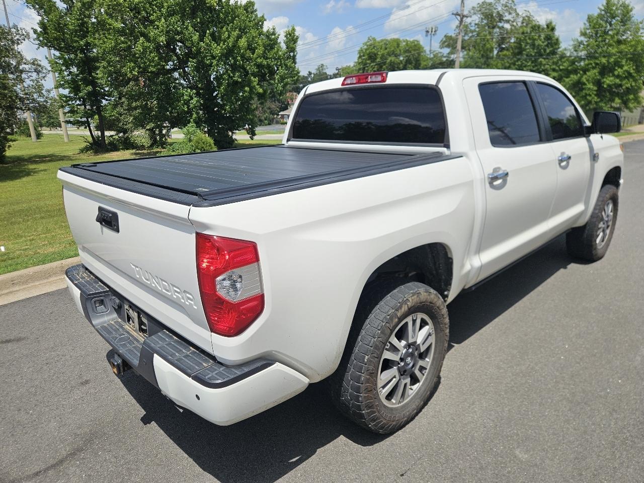 Toyota Tundra 4WD 1794 Edition CrewMax 5.5' Bed 5.7L FFV (Natl) 2018