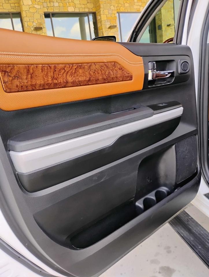 Toyota Tundra 4WD 1794 Edition CrewMax 5.5' Bed 5.7L FFV (Natl) 2018