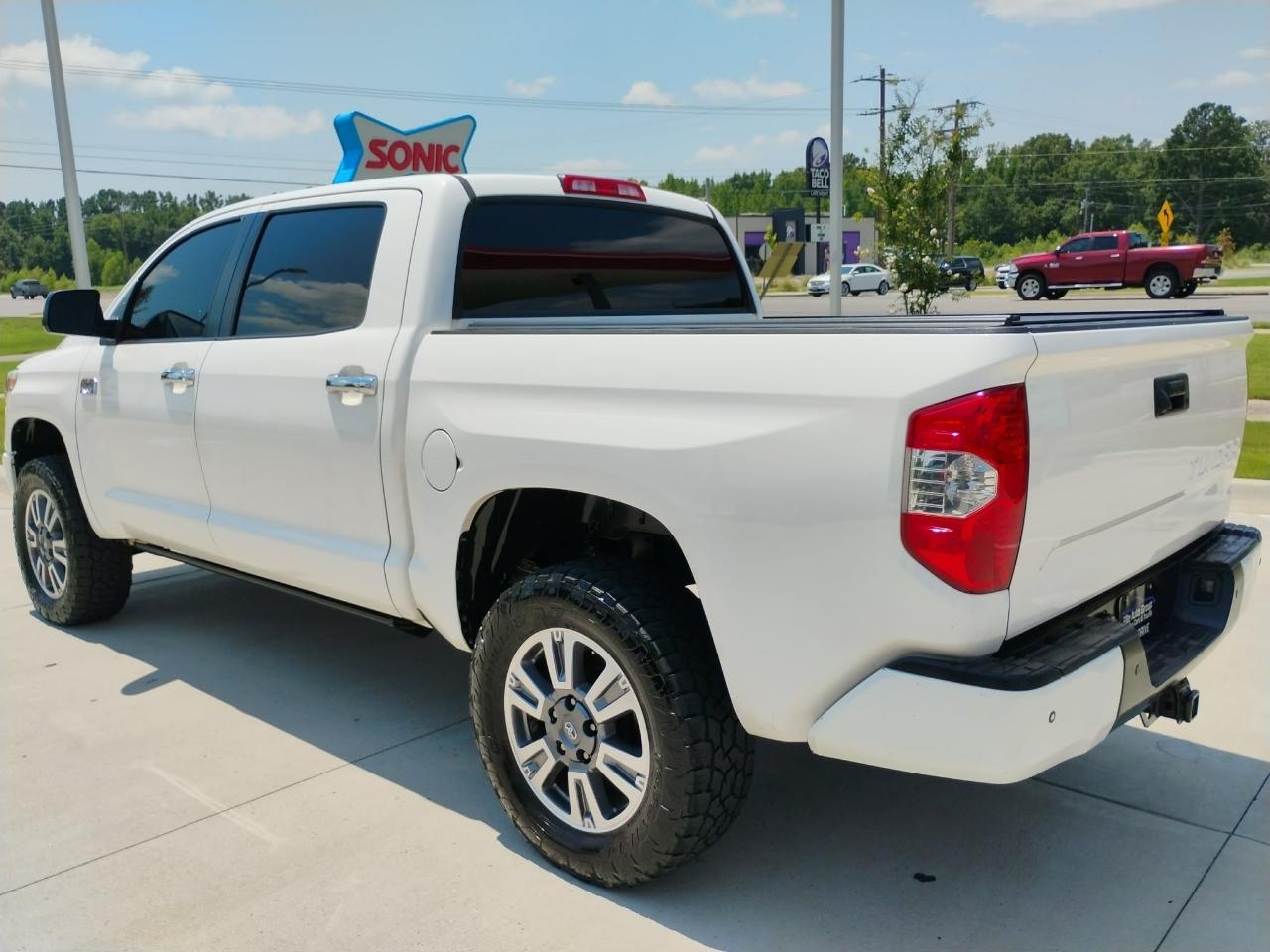Toyota Tundra 4WD 1794 Edition CrewMax 5.5' Bed 5.7L FFV (Natl) 2018
