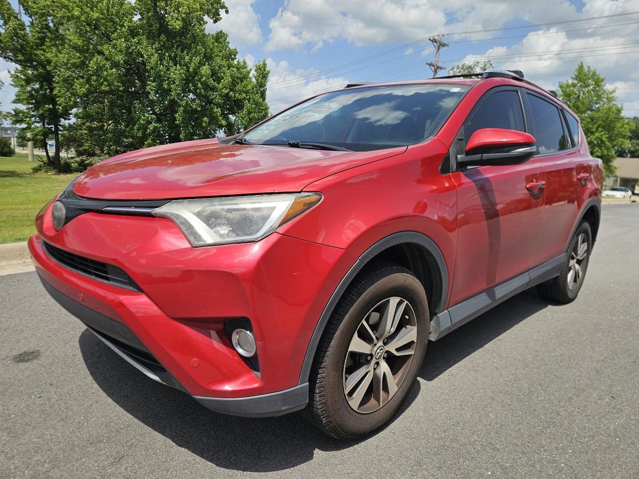 Toyota RAV4 FWD 4dr XLE (Natl) 2016