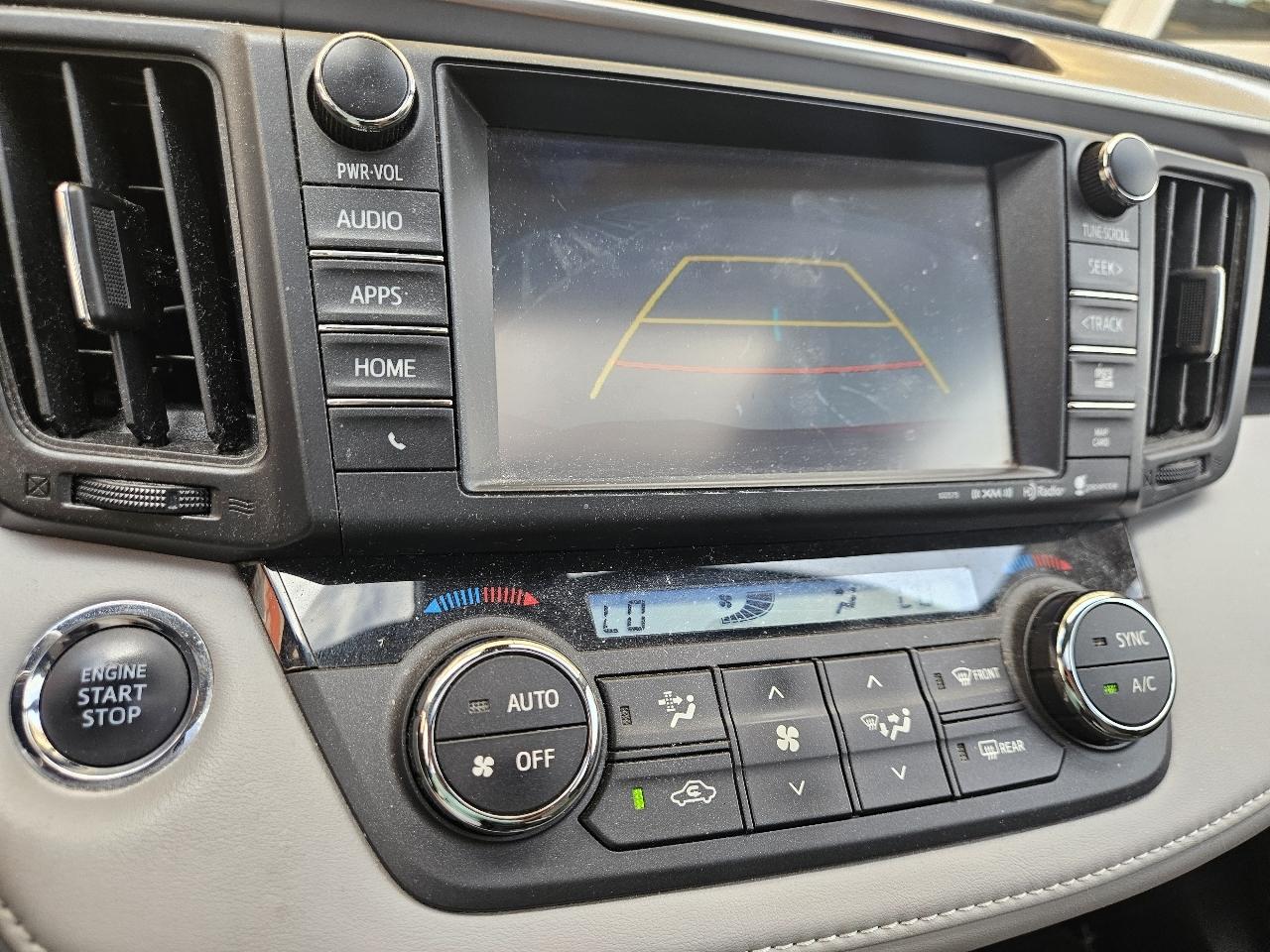 Toyota RAV4 FWD 4dr XLE (Natl) 2016