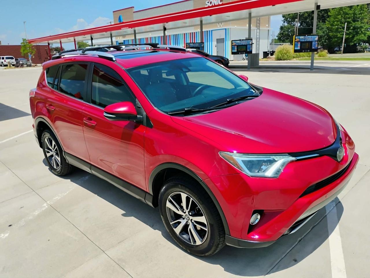 Toyota RAV4 FWD 4dr XLE (Natl) 2016
