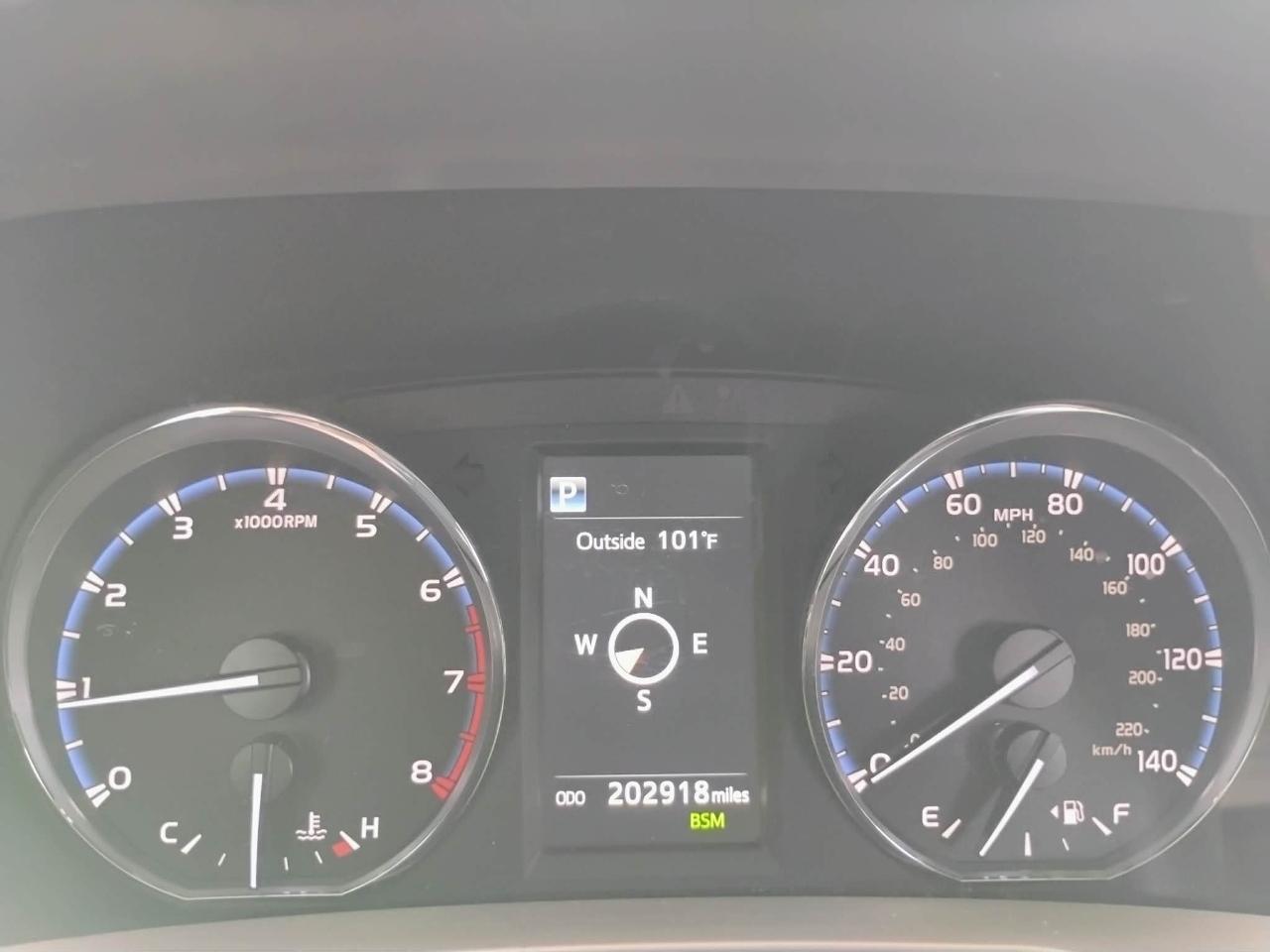 Toyota RAV4 FWD 4dr XLE (Natl) 2016