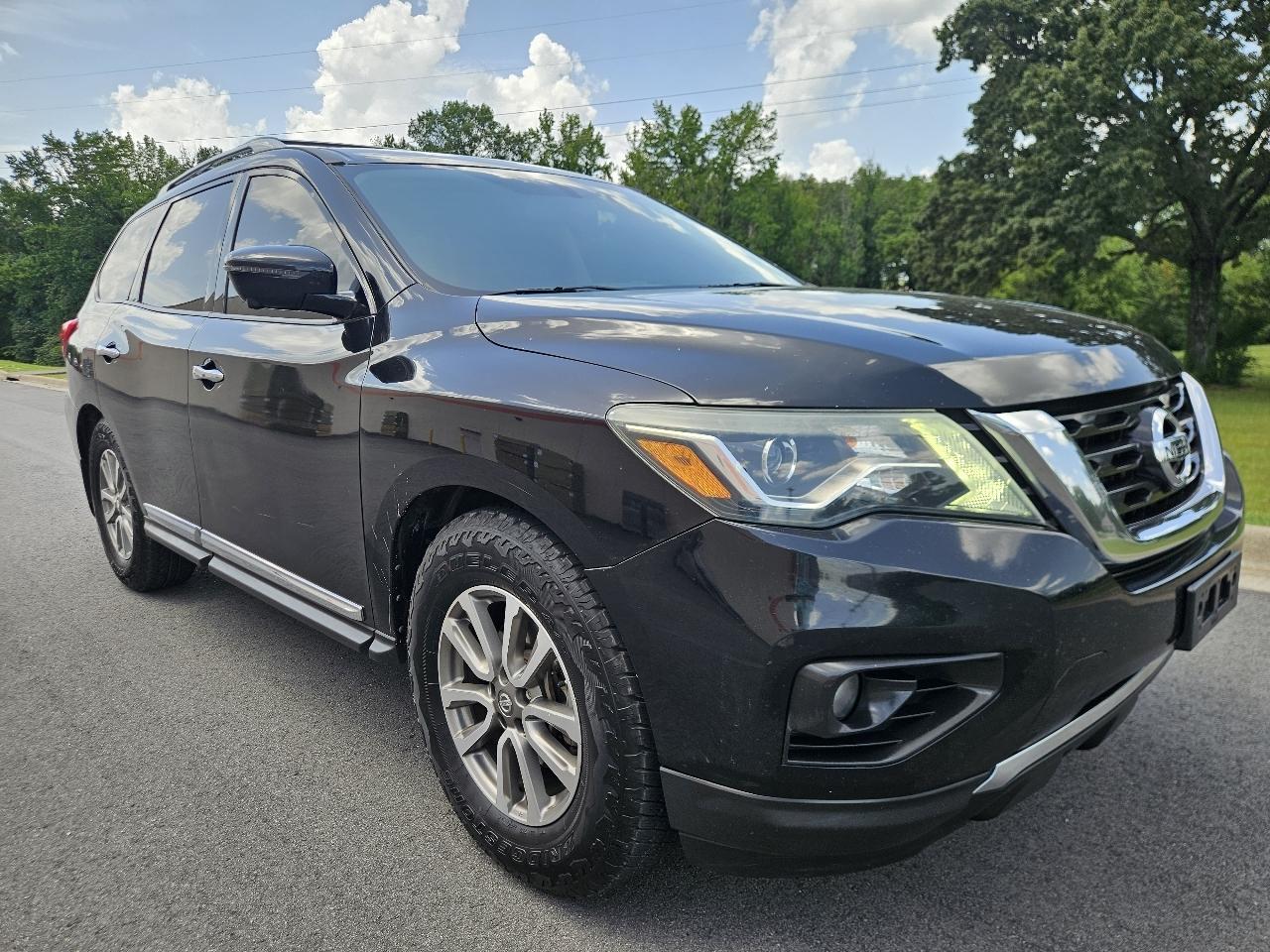 Nissan Pathfinder 4x4 Platinum 2017