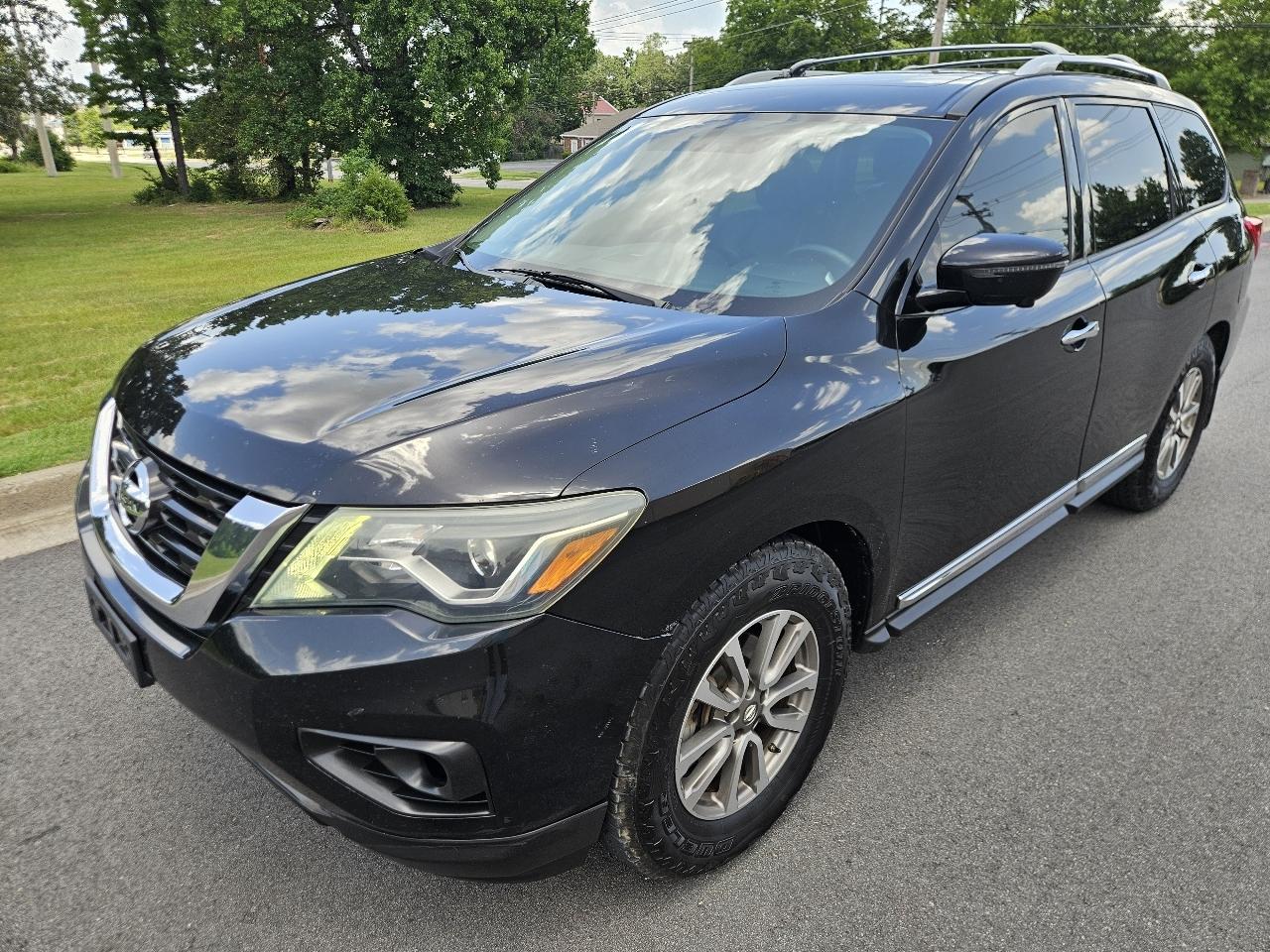 Nissan Pathfinder 4x4 Platinum 2017
