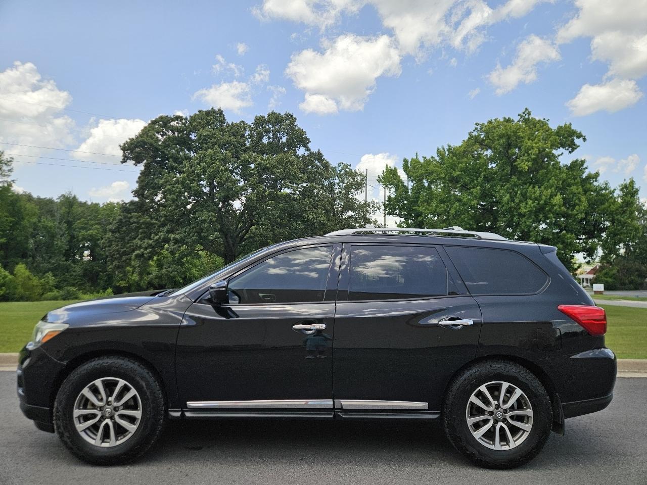 Nissan Pathfinder 4x4 Platinum 2017