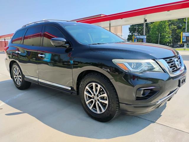 2017 Nissan Pathfinder Platinum 4WD