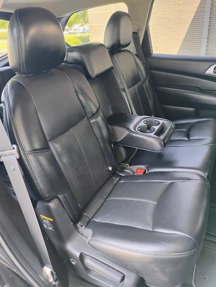 Nissan Pathfinder 4x4 Platinum 2017