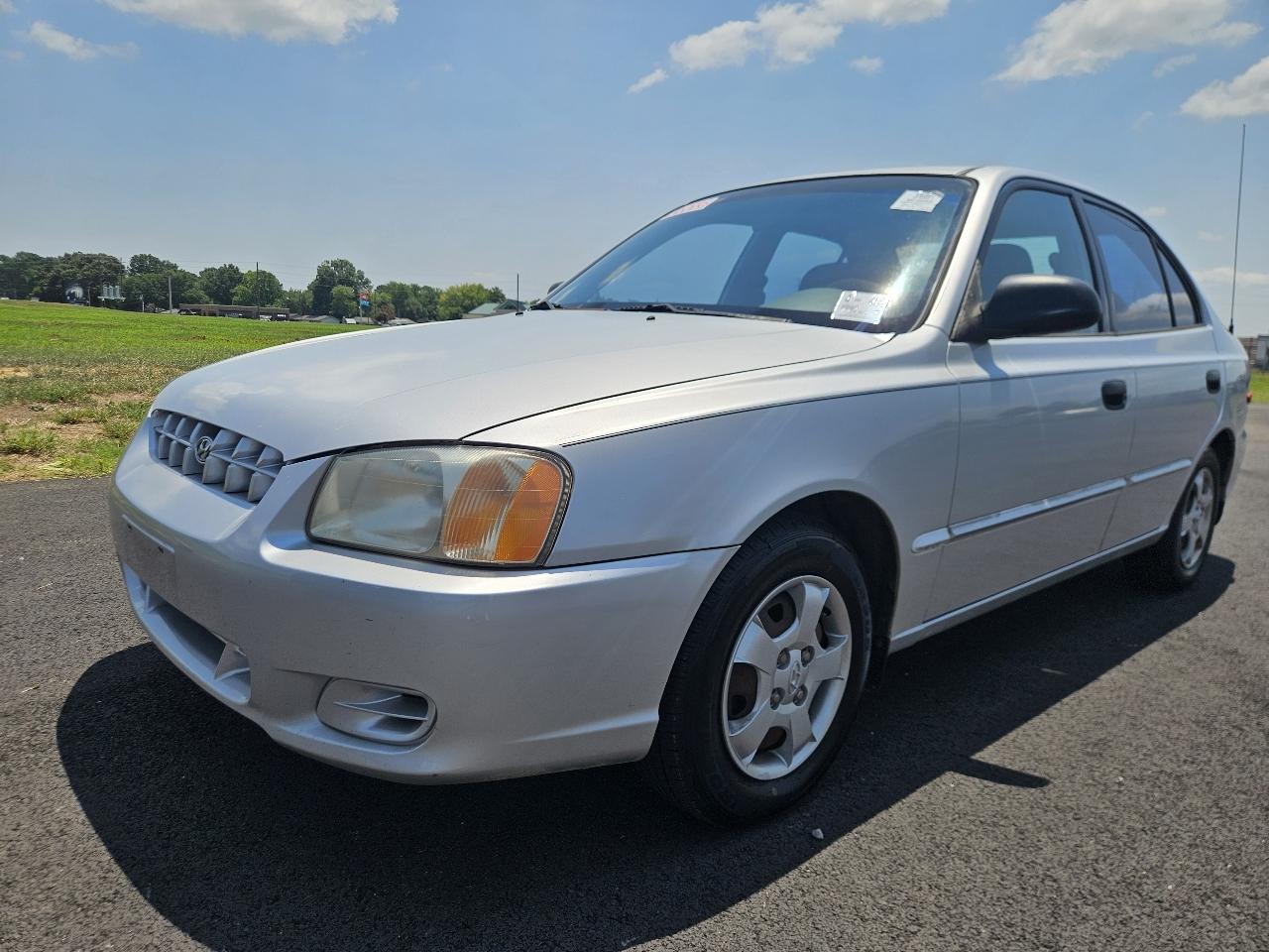 Hyundai Accent 4dr Sdn GL Auto 2000