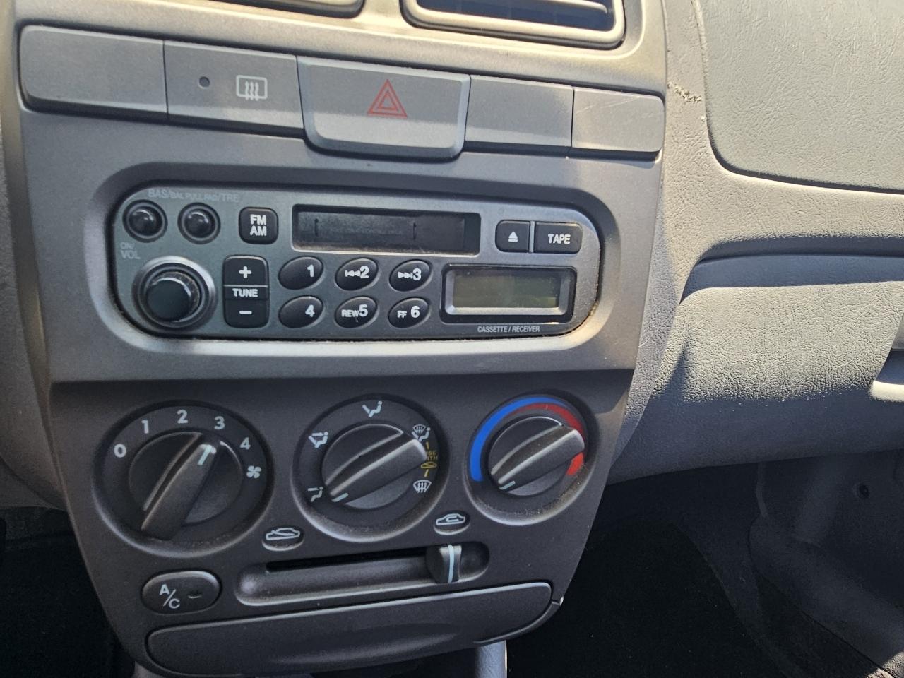 Hyundai Accent 4dr Sdn GL Auto 2000