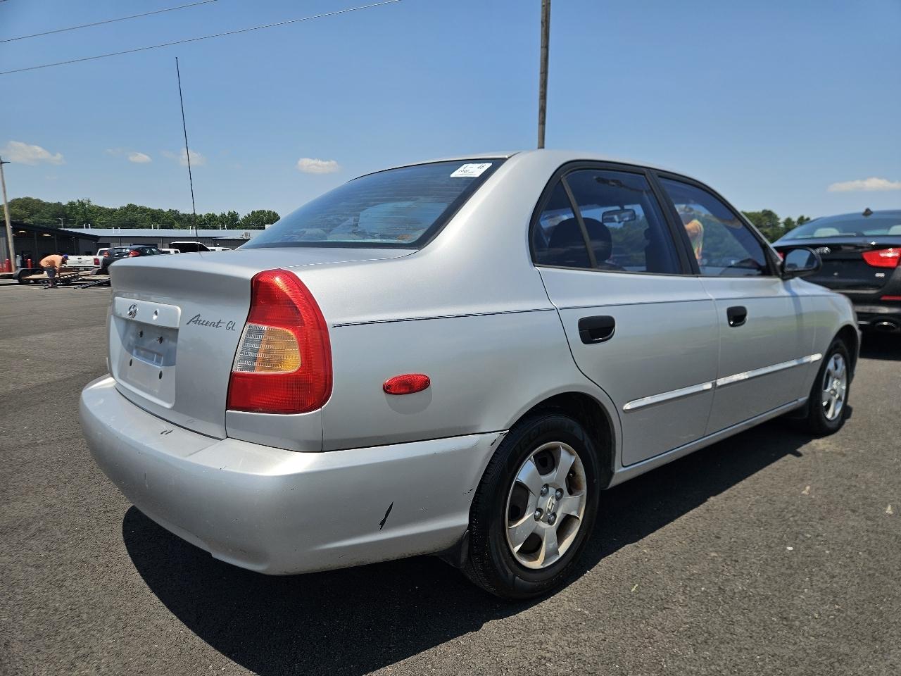 Hyundai Accent 4dr Sdn GL Auto 2000