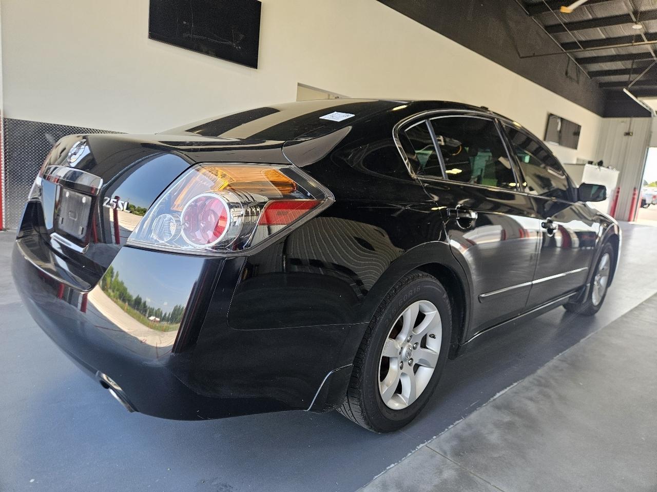 Nissan Altima 4dr Sdn I4 CVT 2.5 S 2007