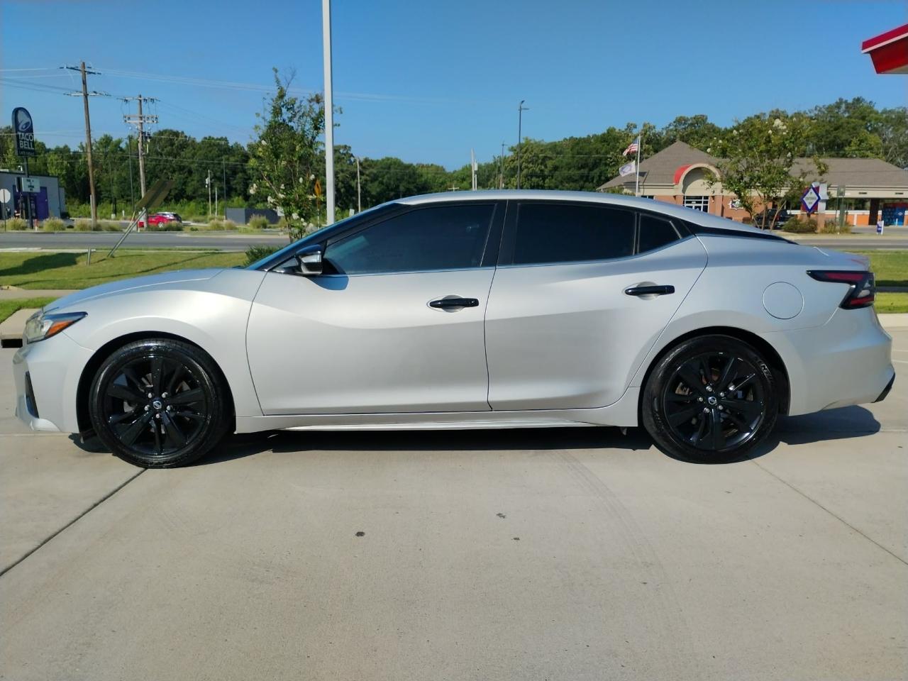 Nissan Maxima SV 3.5L 2020
