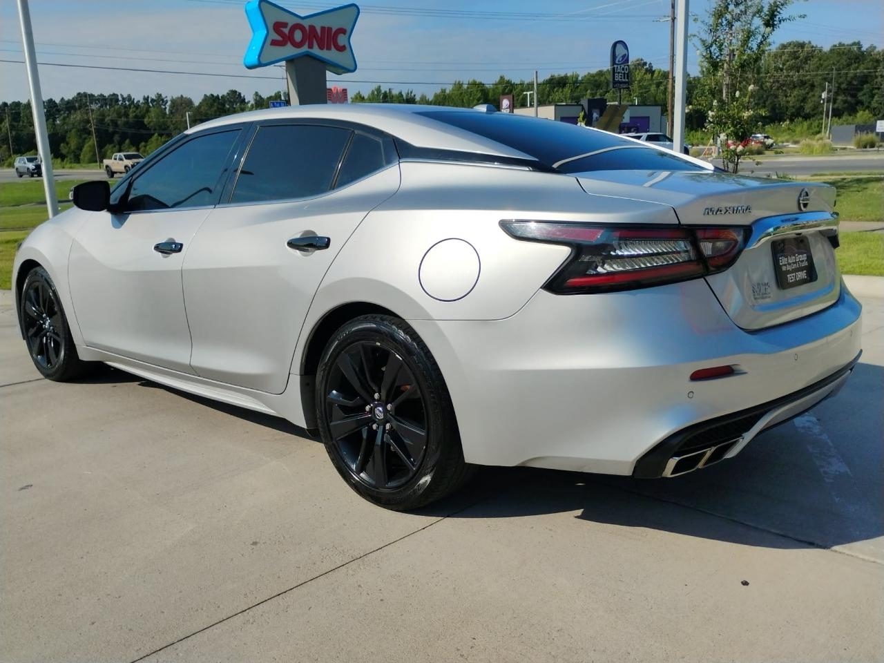 Nissan Maxima SV 3.5L 2020