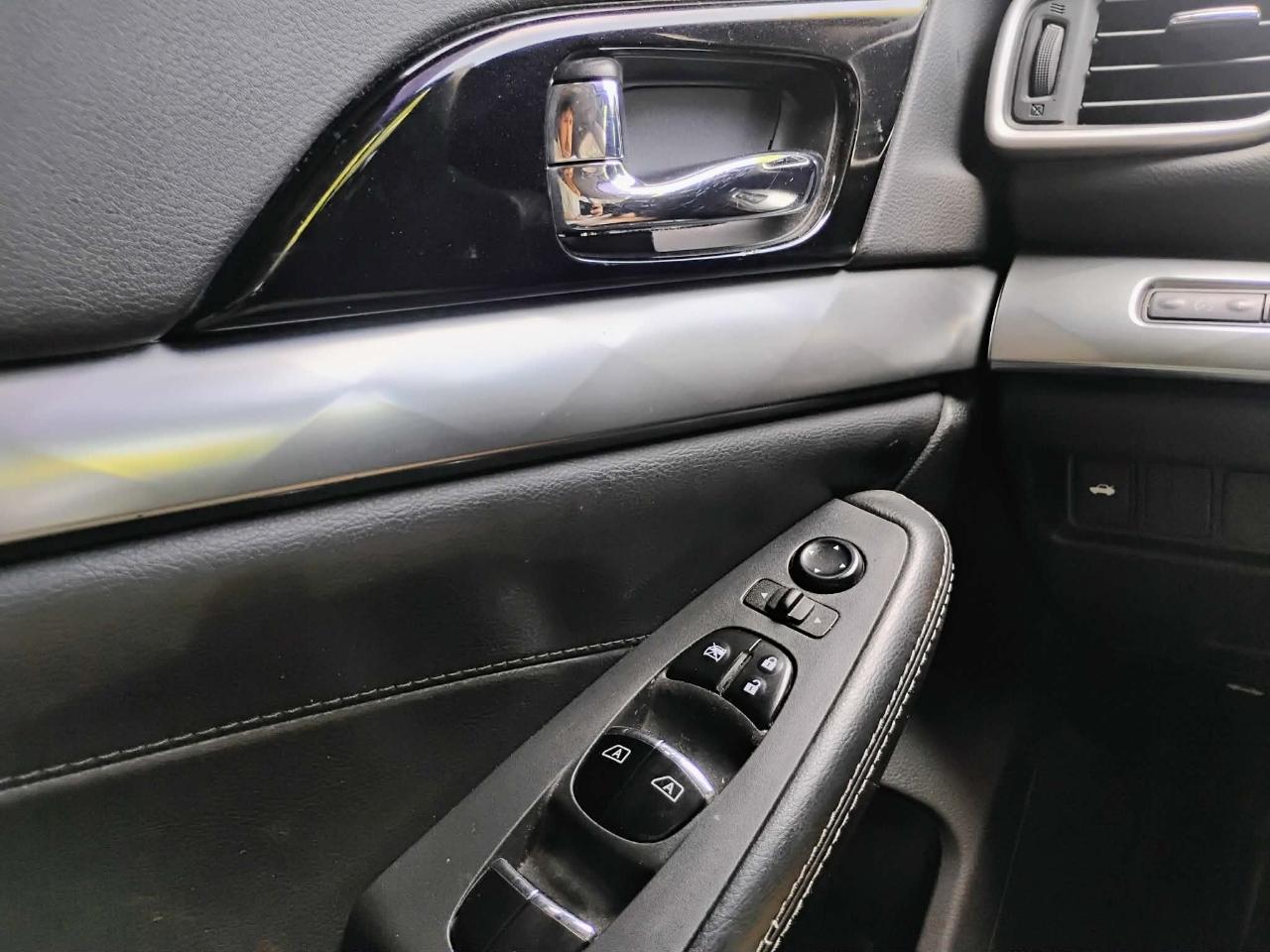 Nissan Maxima SV 3.5L 2020