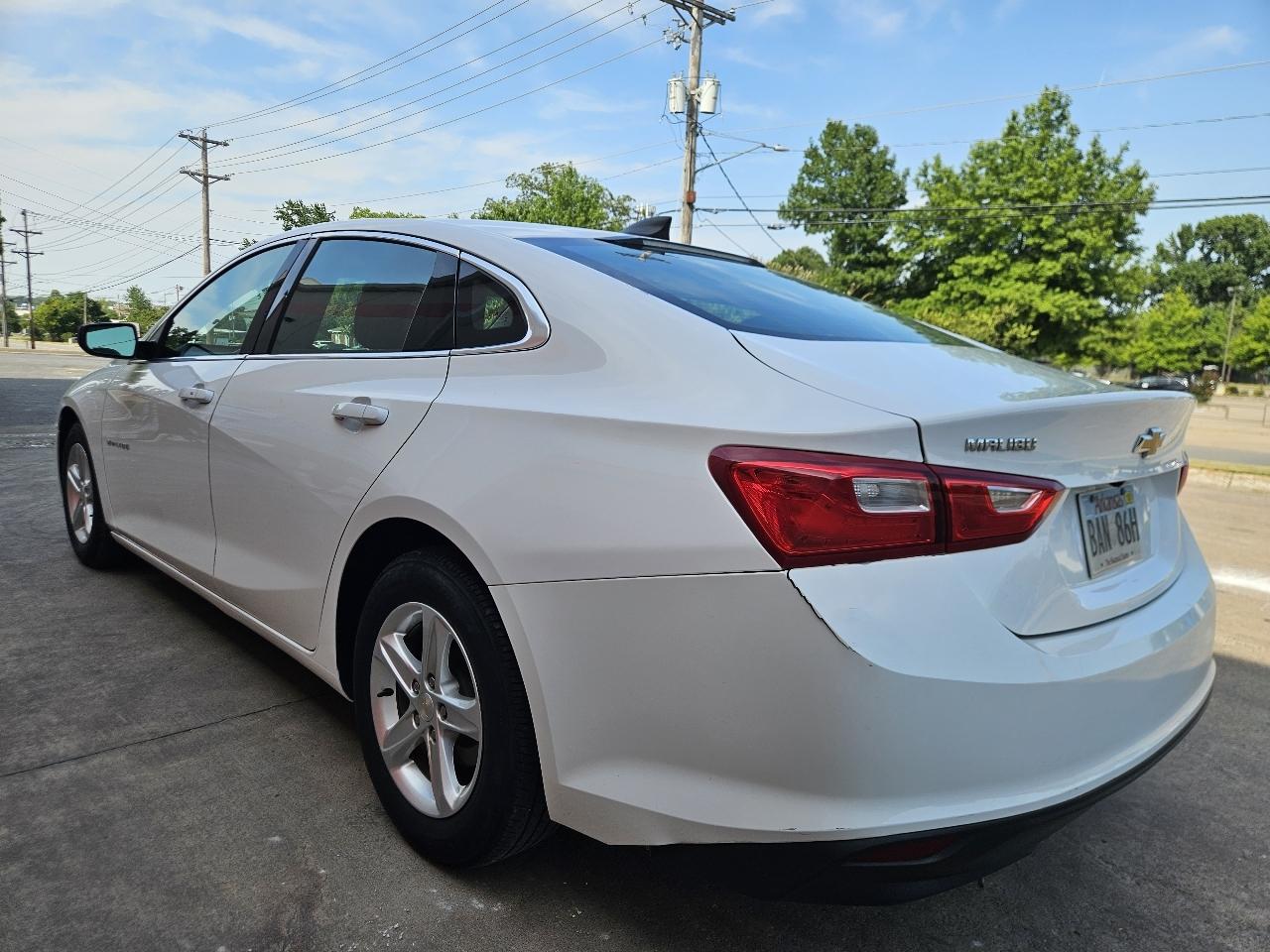 Chevrolet Malibu 4dr Sdn LS w/1FL 2021