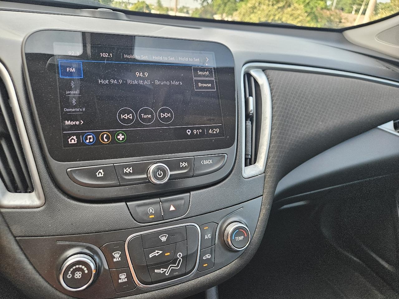 Chevrolet Malibu 4dr Sdn LS w/1FL 2021