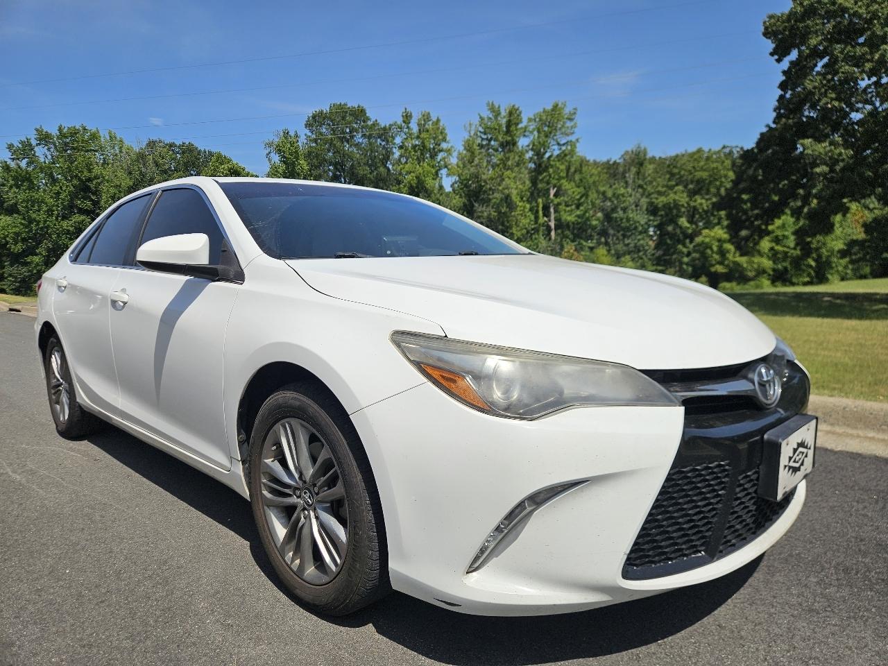 Toyota Camry XLE Auto (Natl) 2017
