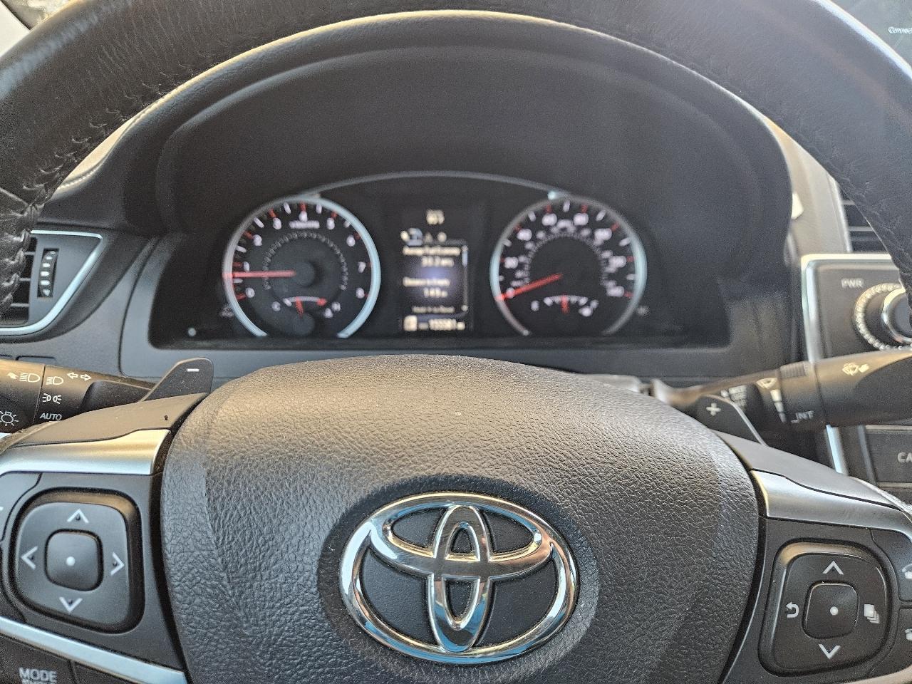 Toyota Camry XLE Auto (Natl) 2017
