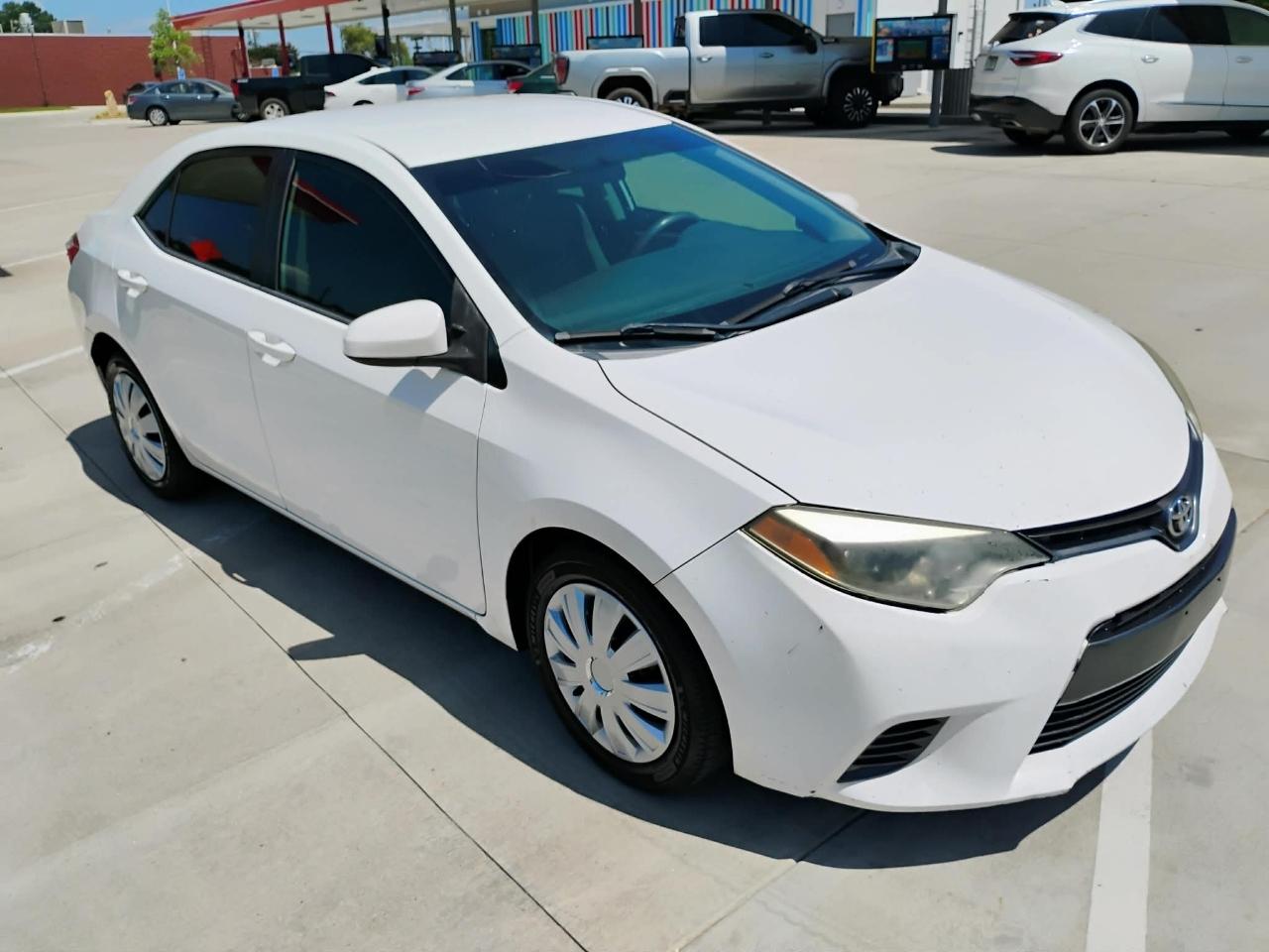 Toyota Corolla 4dr Sdn CVT LE Premium (Natl) 2015
