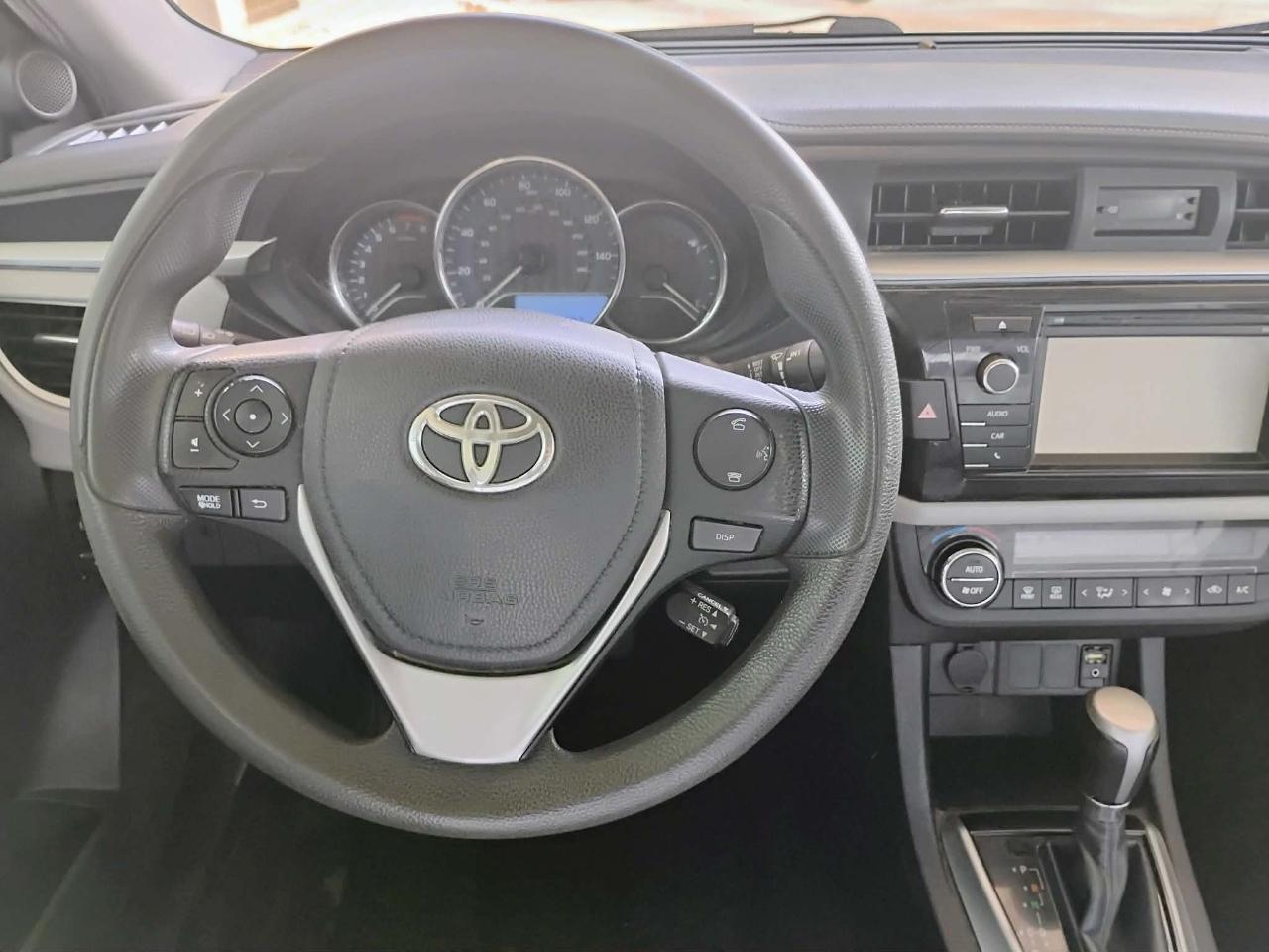 Toyota Corolla 4dr Sdn CVT LE Premium (Natl) 2015