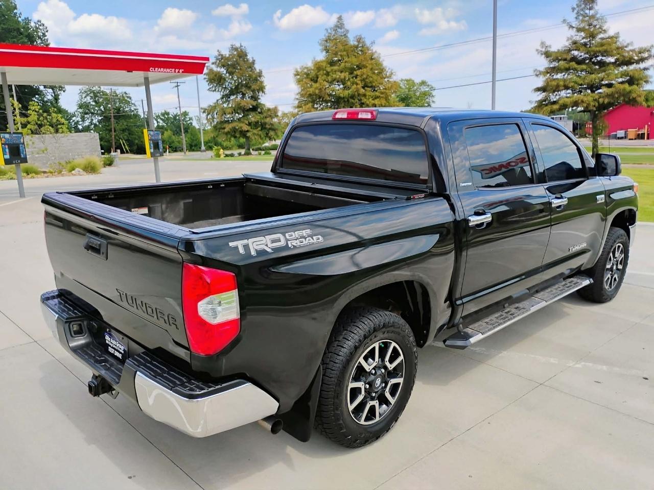 Toyota Tundra 2WD Truck CrewMax 5.7L V8 6-Spd AT LTD (Natl) 2015