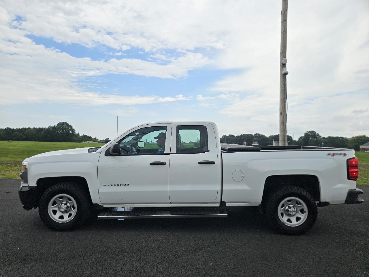 Chevrolet Silverado 1500 4WD Double Cab 143.5" Work Truck 2016
