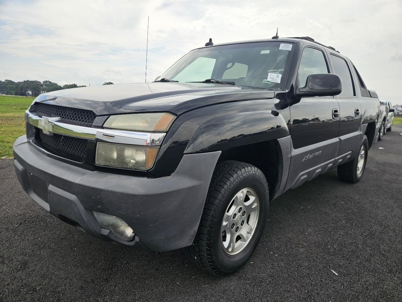 2003 Chevrolet Avalanche 1500 5dr Crew Cab 130" WB 4WD