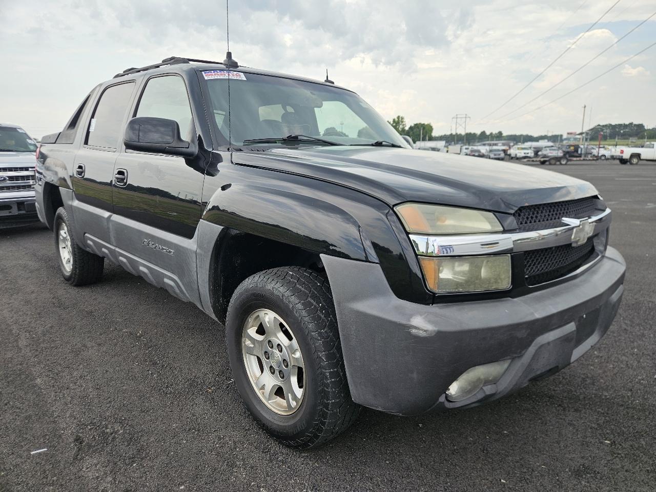 Chevrolet Avalanche 1500 5dr Crew Cab 130" WB 4WD 2003