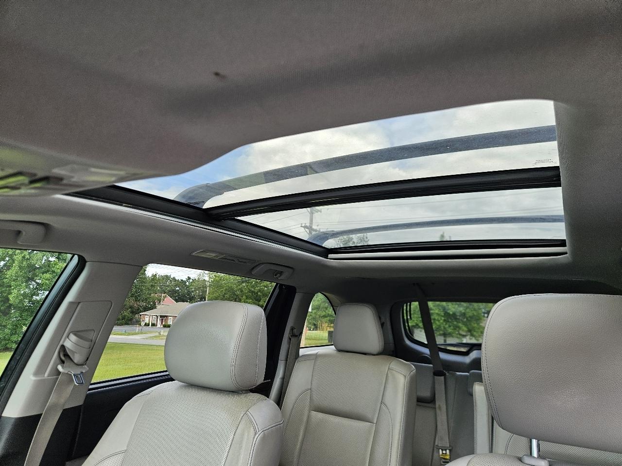 Toyota Highlander FWD 4dr V6 Limited (Natl) 2015