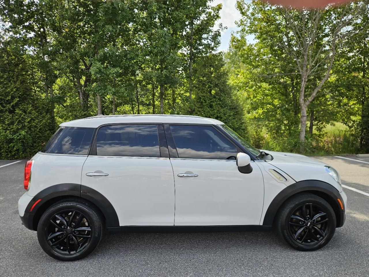 MINI Cooper Countryman FWD 4dr 2012