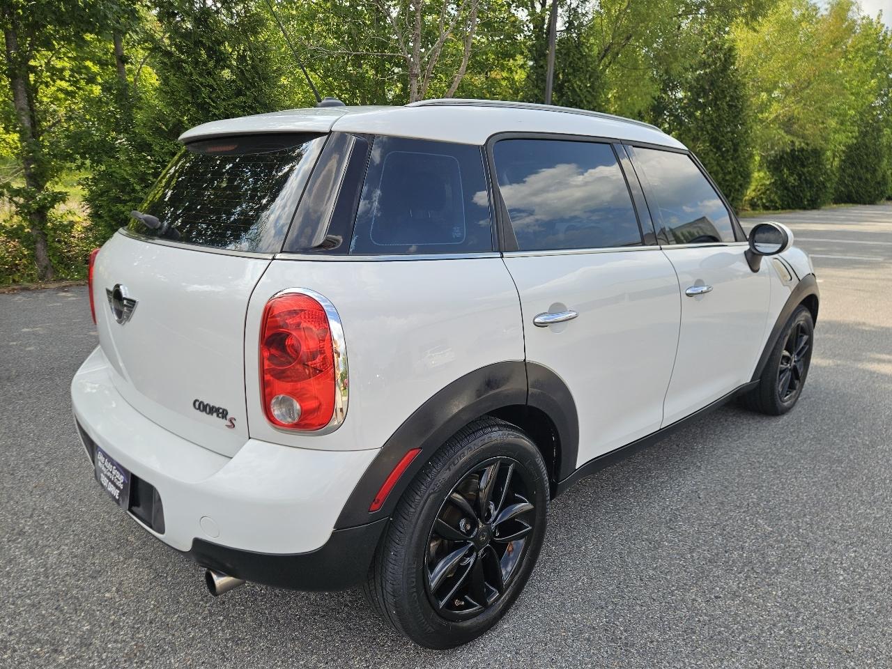 MINI Cooper Countryman FWD 4dr 2012